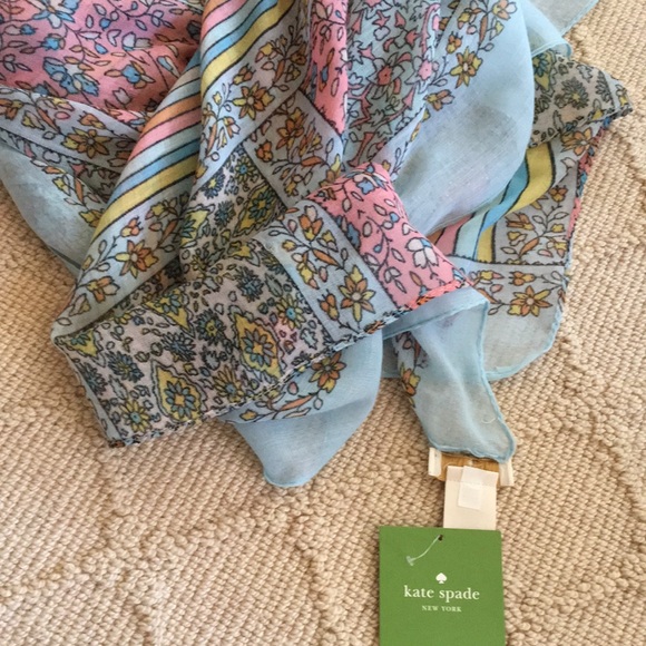 kate spade Accessories - 🌟kate spade oblong scarf